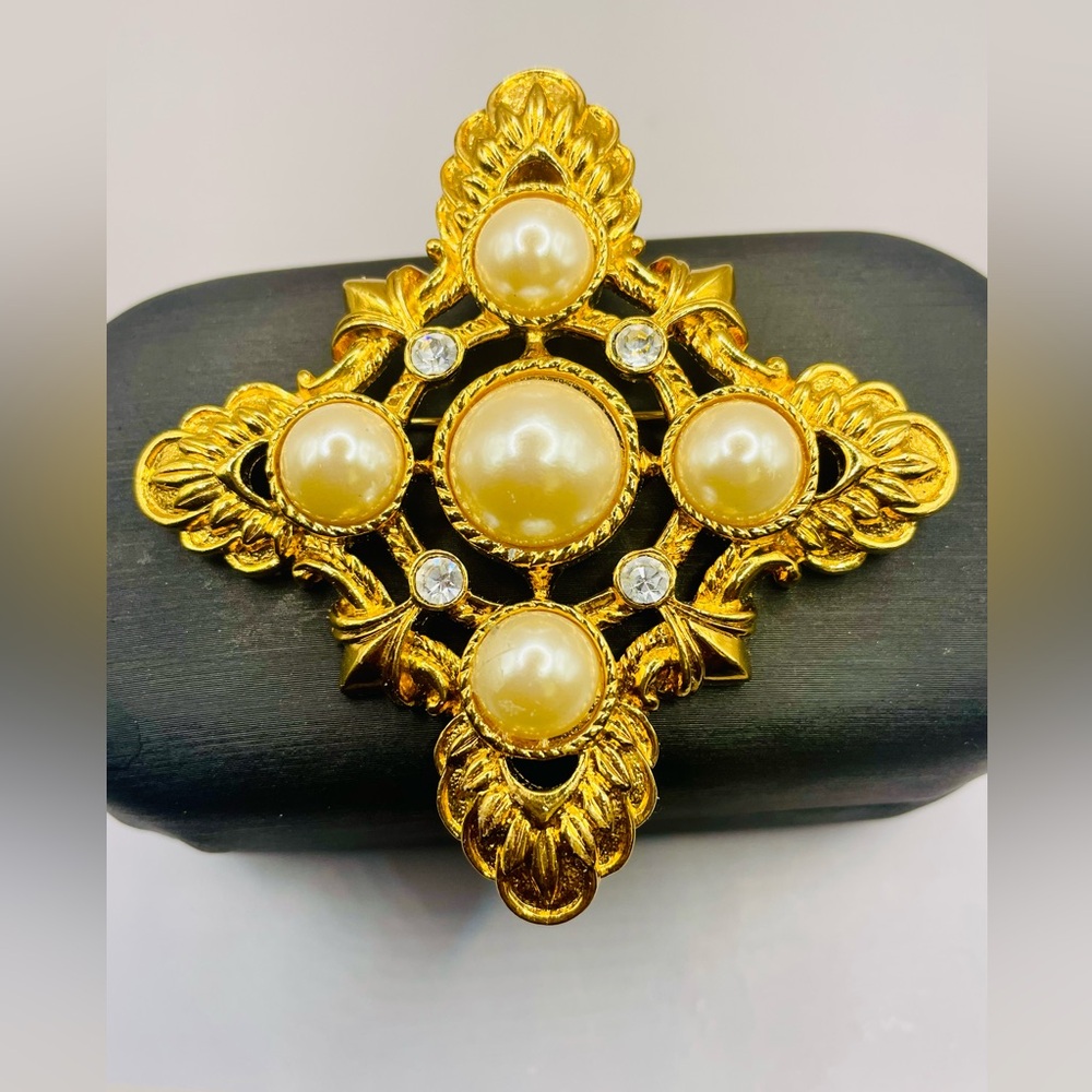 Vintage KJL for Avon Maltese Cross Brooch Pin & Pendant w/Faux Pearls & Crystals
